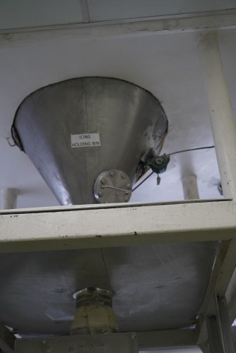 Icing Holding Bin, Nu-Con System